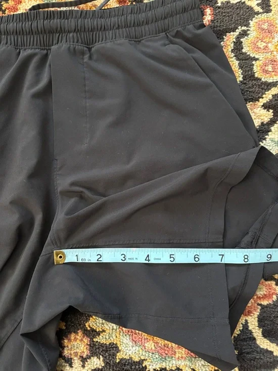 Lululemon Pace Breaker Black Shorts 7” unlined - Picture 6 of 7